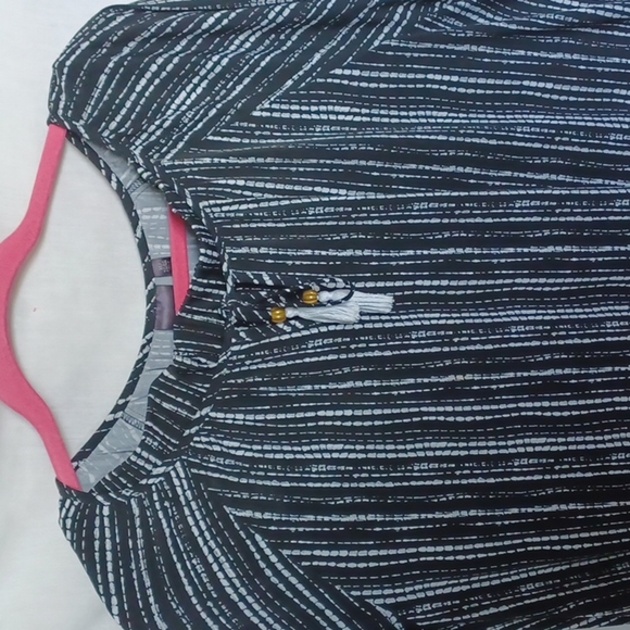 Rafaella Pantsuit, Black & White,  stretchy - Picture 2 of 6